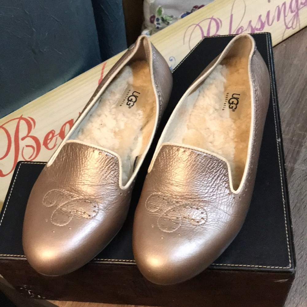 Ugg Side 7W